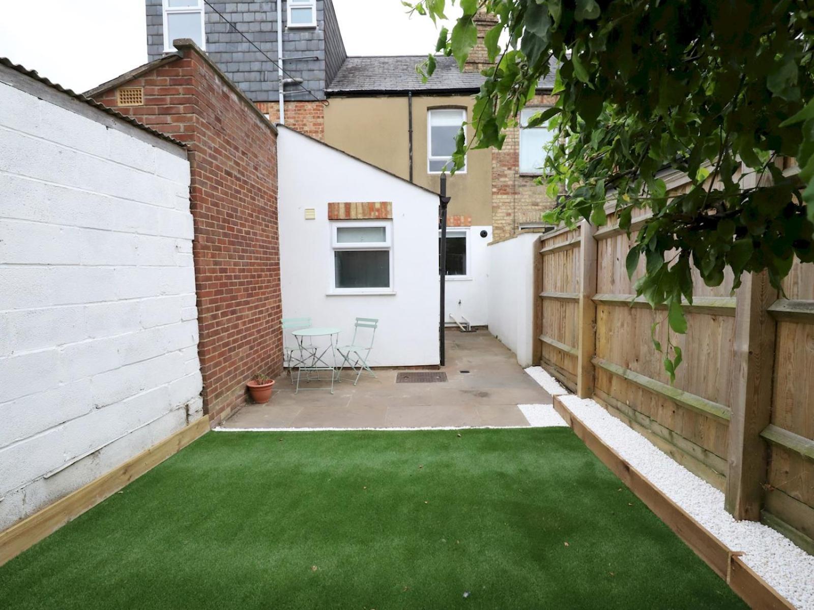 Villa Sunny Victorian 2Br Townhouse Oxford Pass The Keys Extérieur photo